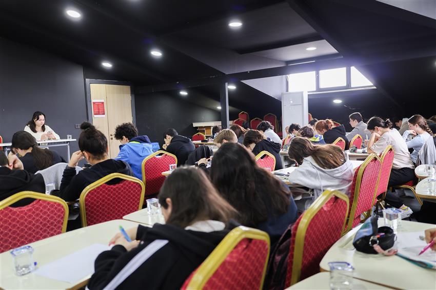 Ümraniye Anadolu Lisesi Tercihinizde Doğru Adres